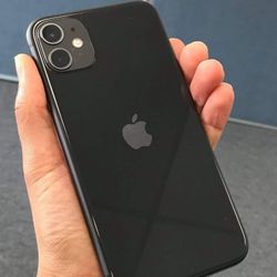 iPhone 11 64 GB Unlocked 