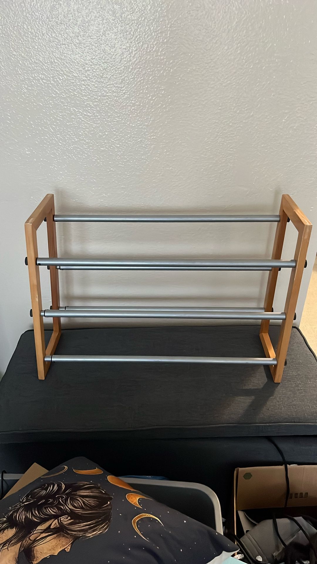 Sturdy Expandable Shoe Rack (holds large shoes!)