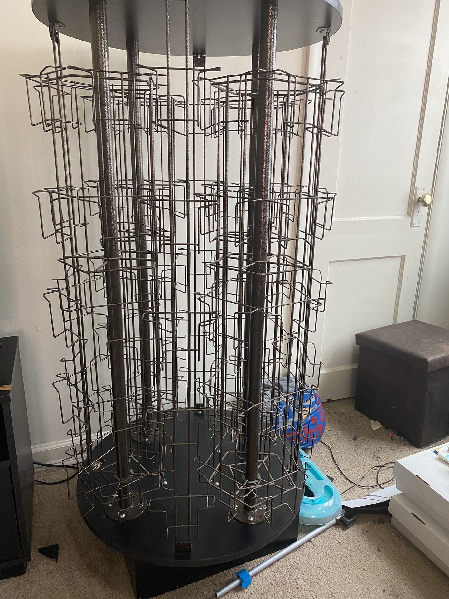 Video Wire spinner Rack Display (100 Displays)