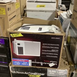 LG Electronics 7,500 BTU 115-Volt Window Air Conditioner LW8016HR with Cool, Heat and Remote in White