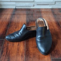 Frye Ray Black Leather Mules 1.5" Block Heel Pointed Toe Slip-On Size 7M VGUC