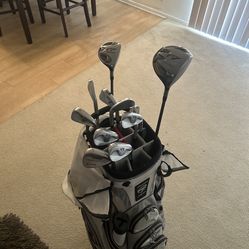 Taylormade Golf Clubs 