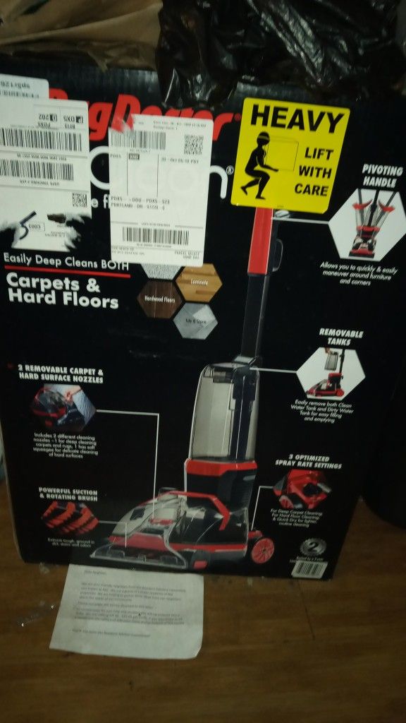 Shampooer For Carpet And Hardwood Floors
