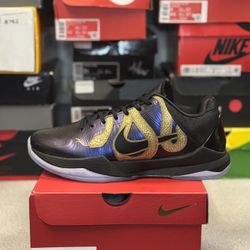 Kobe 5 Eggplant Size 9.5 Men’s Preowned 