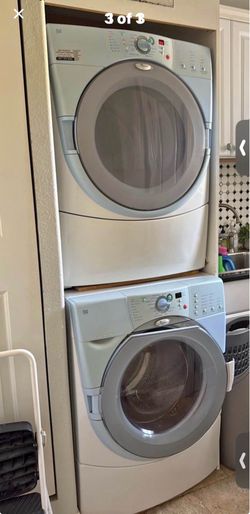 Washer and dryer set both$150  las dos