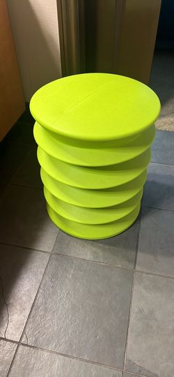 Ergonomic stool/chair