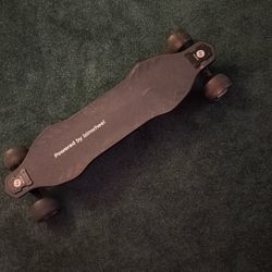 IsInWheels V8 Electric Skateboard