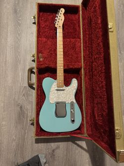 Custom Telecaster Electric Guitar