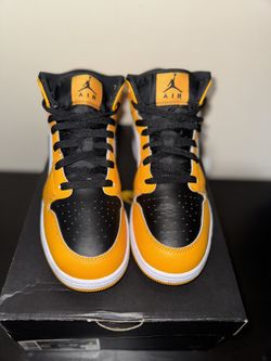 Jordan 1 Mid
