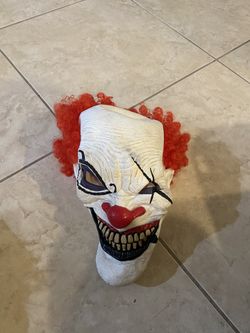 Clown mask
