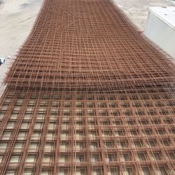 Concrete Reinforcement wire mesh panels 8 ft high 20 ft long