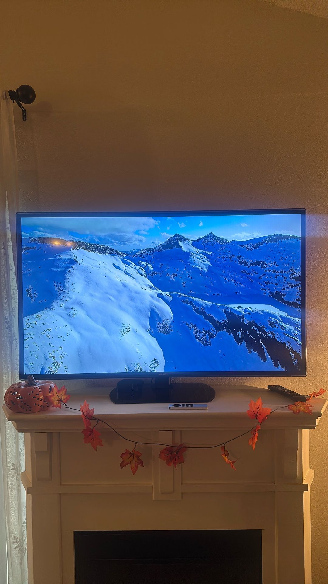 44” Flatscreen Samsung Tv