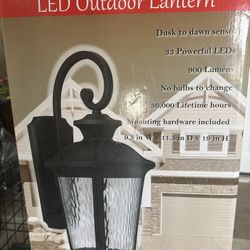 LED Outdoor Lantern (100% Nuevo) 