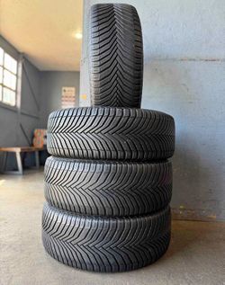 235 55 20 MichelÃn I'm selling this set of tires with 80% life left on all 4
