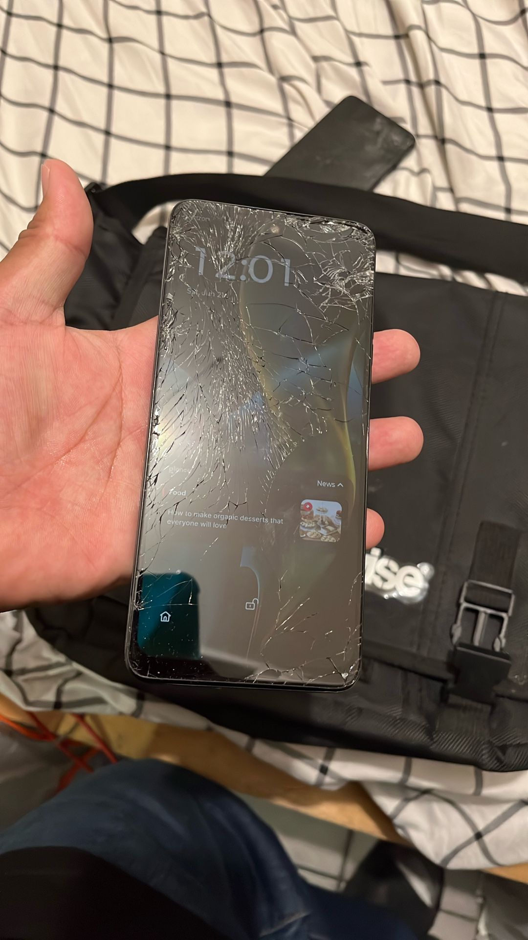 Motorola 2025 Phone Cracked !!