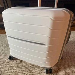 reality commercial Travel Companion Cases - Reliable Journey Partners