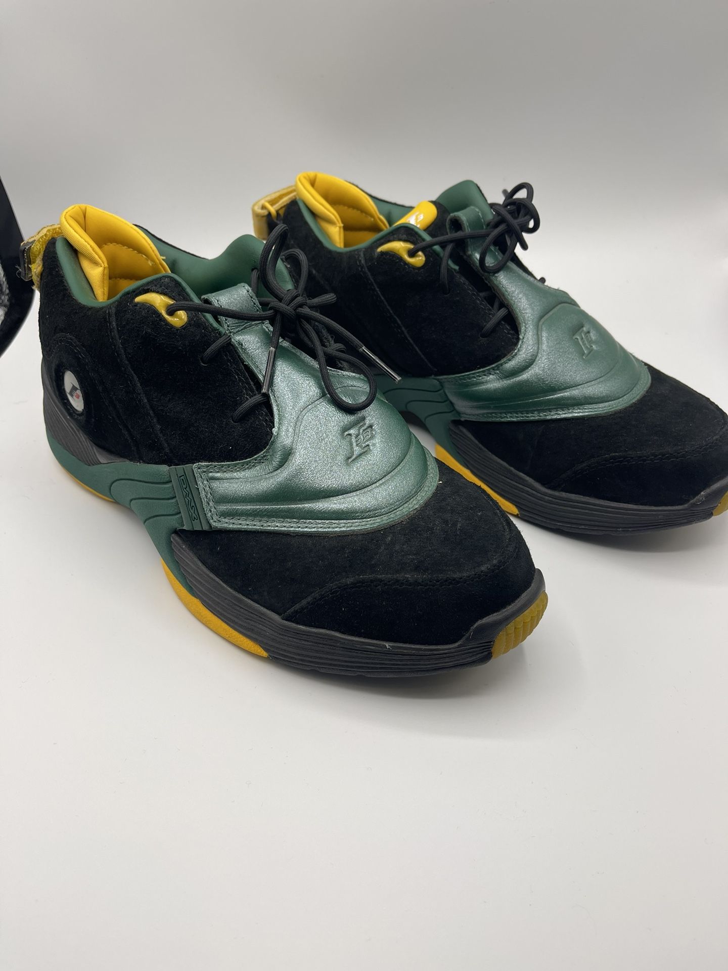 Reebok Answer Bethel Size 8