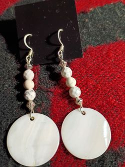 Shell earring