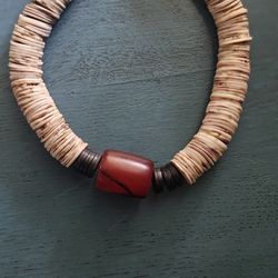 Lovely Necklace Shell & Amber Or Stone 