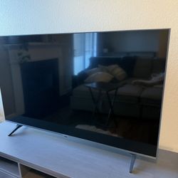LG 50” Smart TV – Excellent Condition