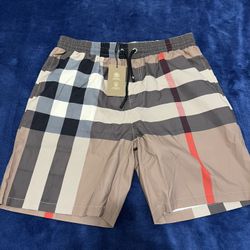 BURBERRY SHORTS NEW!! (SIZE XL) 100% Authentic 