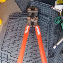 Bolt Cutters 