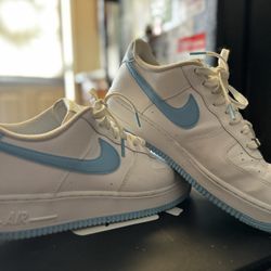 White/Aquarius Blue Nike AF1 Sz M 10