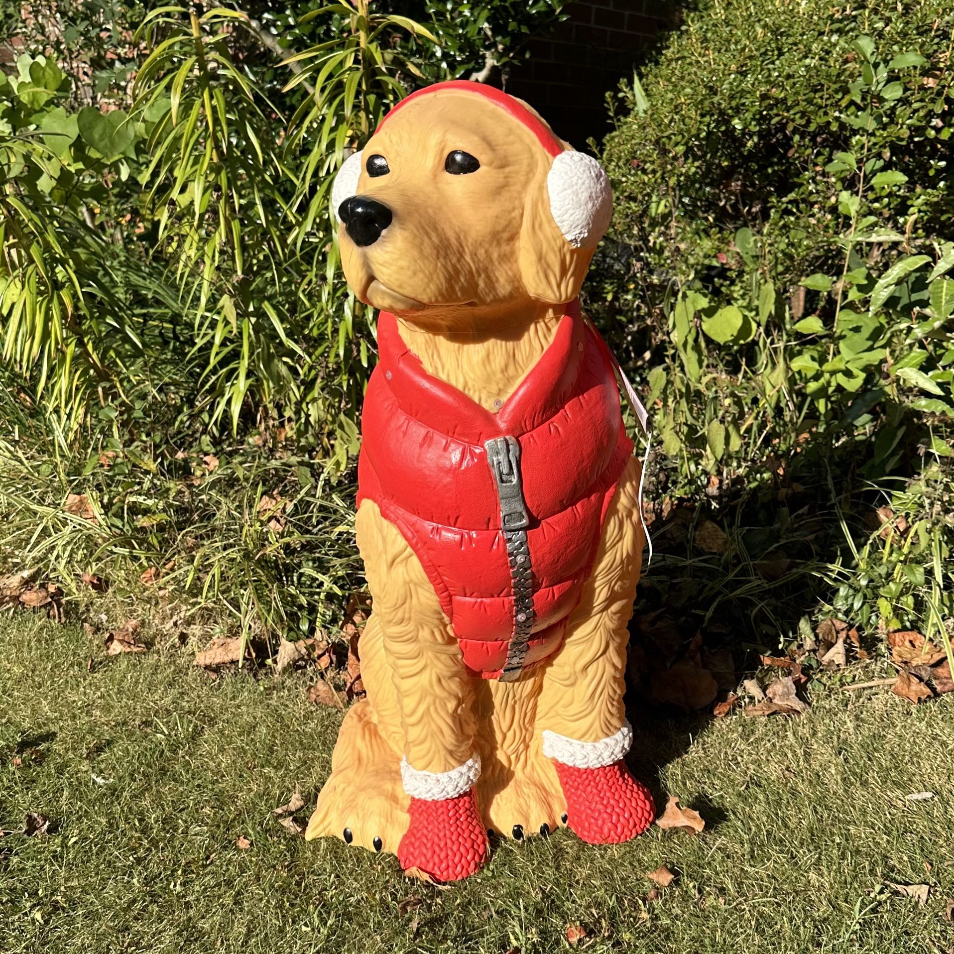 2.5ft Home Depot 2023 golden retriever Christmas blow mold decoration