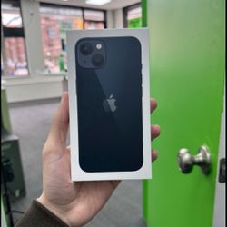 iPhone 13 128GB With Unlimited 5G+ Service Locked 6 Months