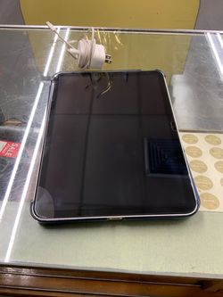 iPad 10th generation 64GB with charger