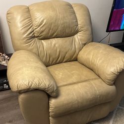Recliner, Tan