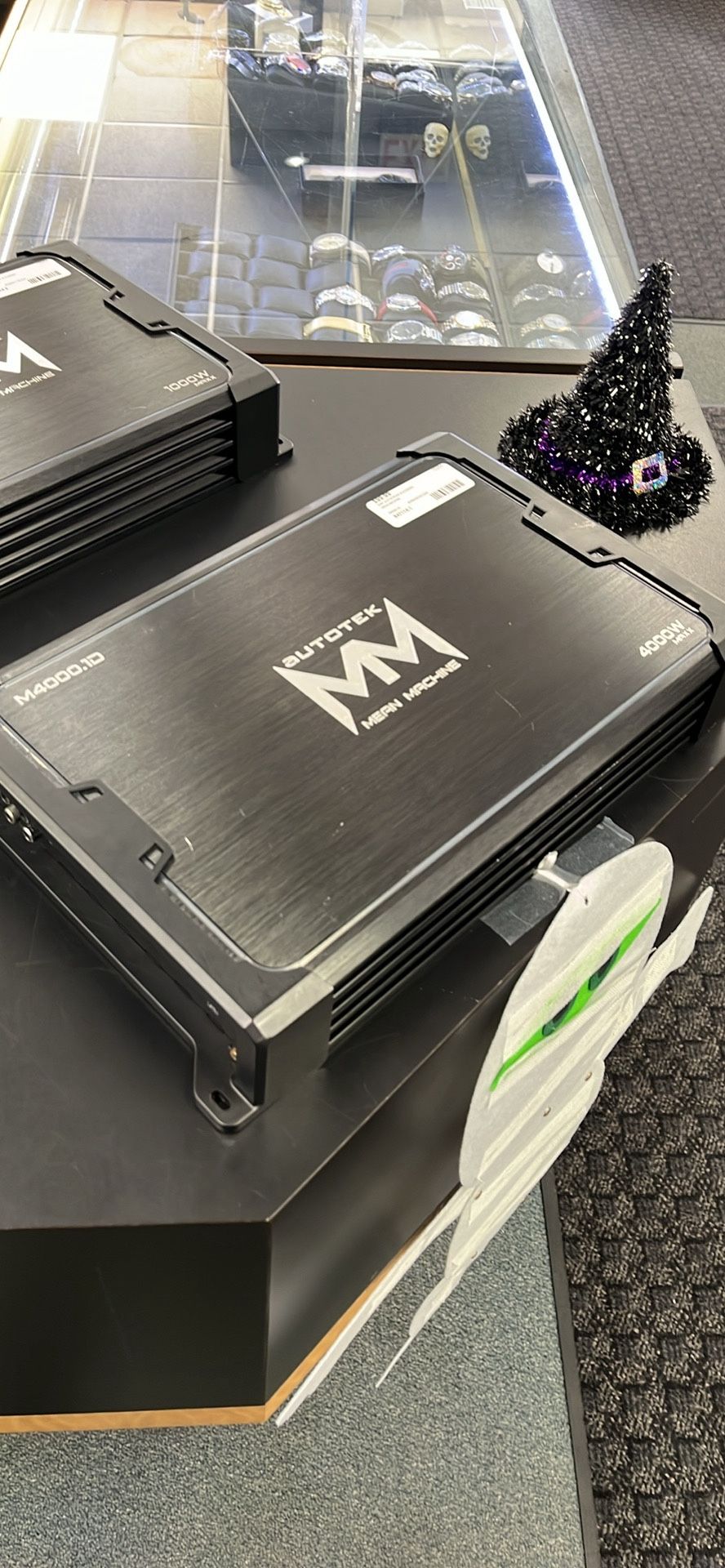 Car Amp 847114-1