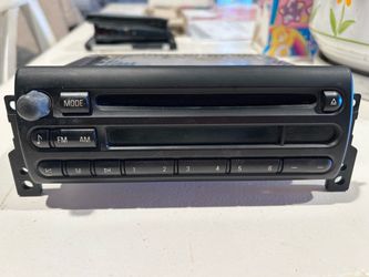2005 Mini Cooper Stock Radio