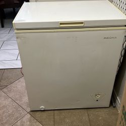 Chest Freezer 