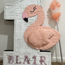 Number And Character Piñata W/stick 