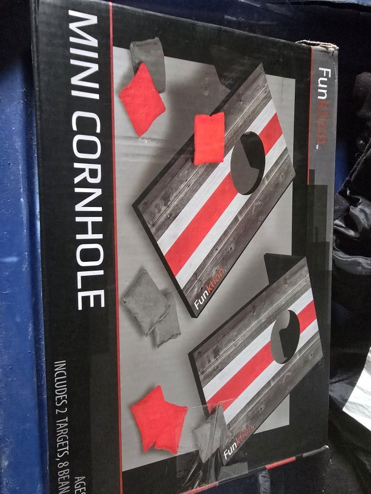 Mini Corn Hole