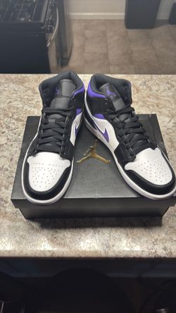 Jordan 1 Black/ Dark Iris Size 10