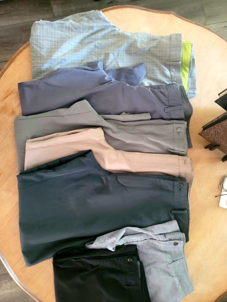 RETAIL $80 SELLING $9.99 NIKE GOLF DRI-FIT MEN PANTS SIZE 36x30