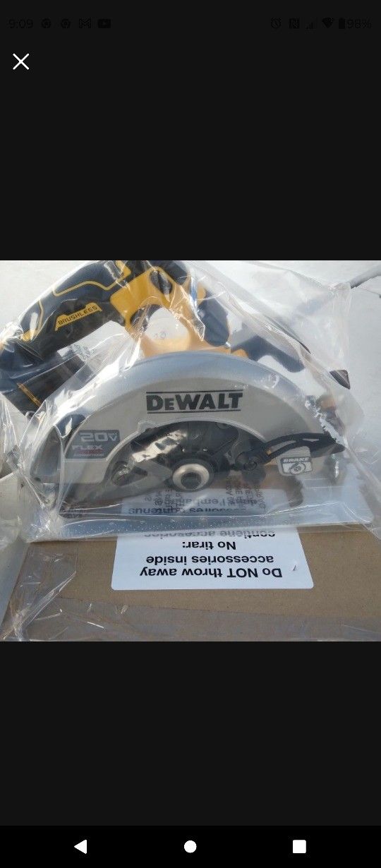 New DeWalt 20v/60v. Flex advantage 7-1/4 Circular Saw Kit