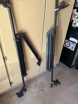 Yakima rooftop ski rack