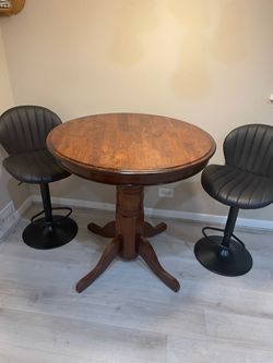 Vintage Round Wood Pub Table Pedestal Bar Height Kitchen Dining Brown