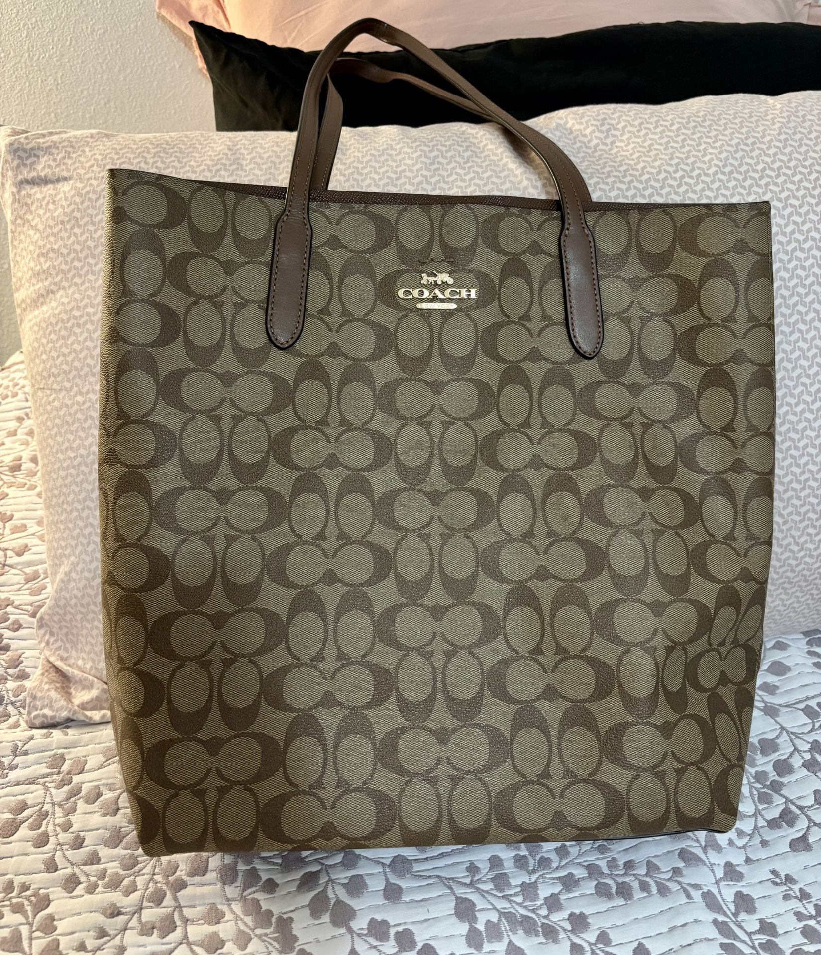 Coach Tote Purse