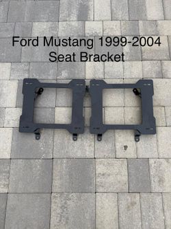 2004 Ford Mustang