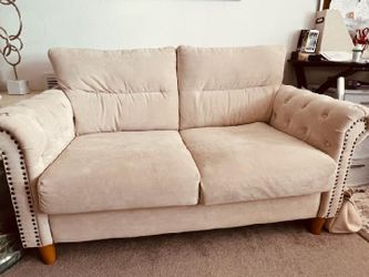 Loveseat