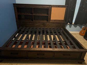 Free full size bed