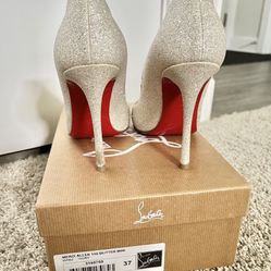 christian lv red bottom heels for Sale in Miami Beach, FL - OfferUp