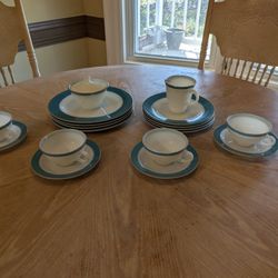 Pyrex Set