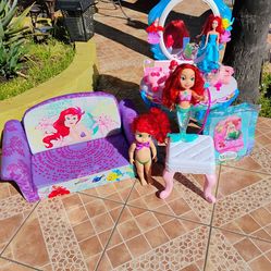 Little mermaid set.. included everything