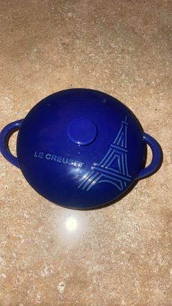 Le Creuset's new Eiffel Tower collection