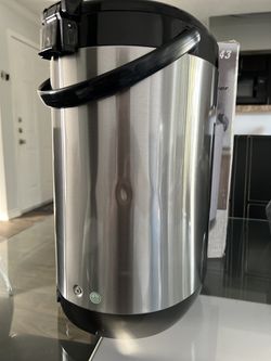 NutriChef PKWK43 Digital Electric Hot Pot Water Boiler and Warmer Kettle 